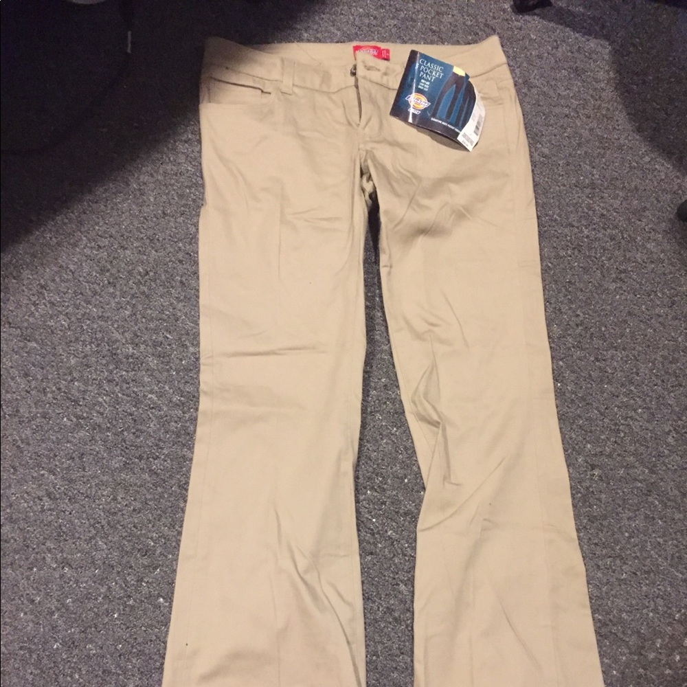 Womens dickies size 7